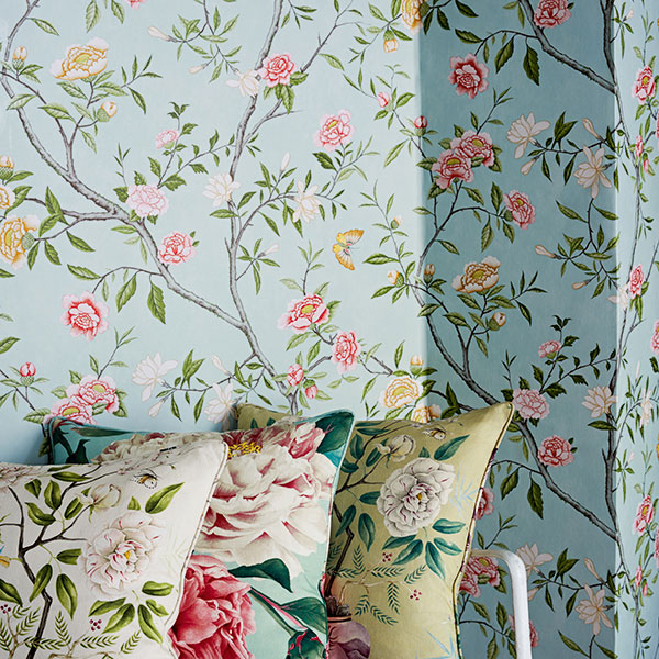 Floral wallpaper
